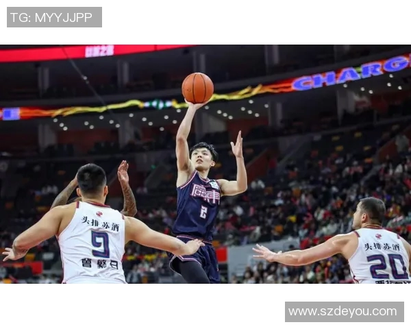 广州篮球队在世锦赛积分榜上以66分稳居第一名展现强劲实力